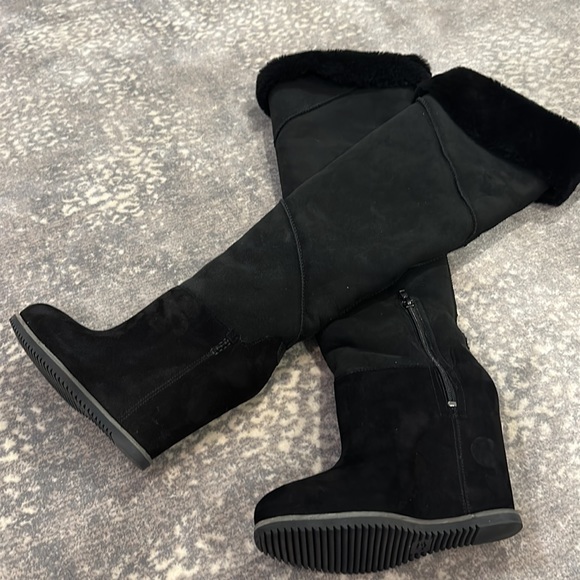 UGG MONDRI OVER THE KNEE BOOT IN SOFT SHEEPSKIN 4 INCH WEDGE - Picture 12 of 13